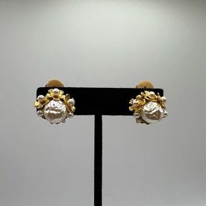 Vintage signed Miriam Haskell clip on earrings, baroque pearl, floral, flower